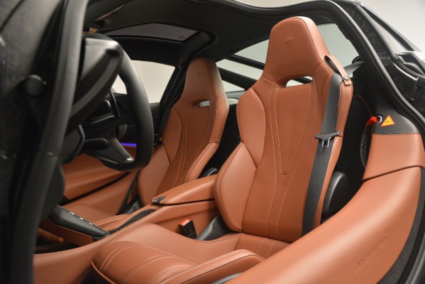 Used 2018 McLaren 720S Coupe for sale Sold at Maserati of Greenwich in Greenwich CT 06830 17