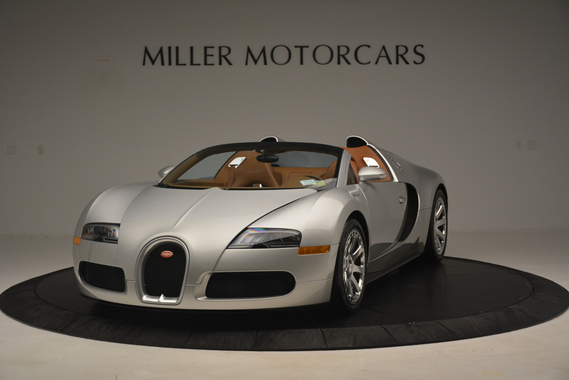 Used 2010 Bugatti Veyron 16.4 Grand Sport for sale Sold at Maserati of Greenwich in Greenwich CT 06830 1