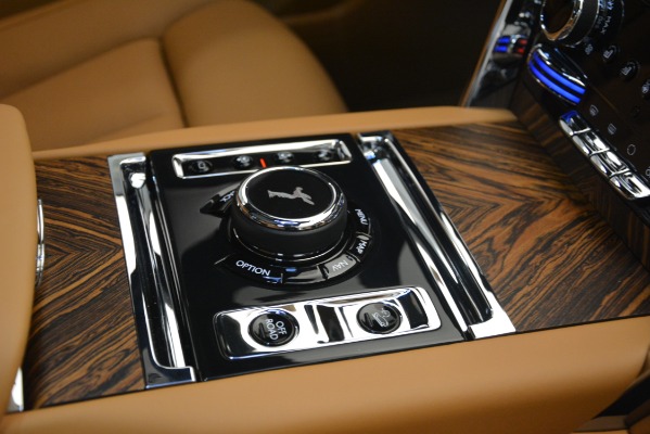 Used 2019 Rolls-Royce Cullinan for sale $329,900 at Maserati of Greenwich in Greenwich CT 06830 26