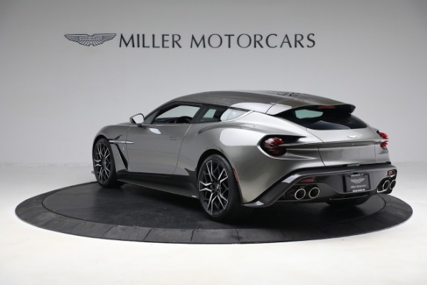 Used 2019 Aston Martin Vanquish Zagato Shooting Brake for sale $699,900 at Maserati of Greenwich in Greenwich CT 06830 4