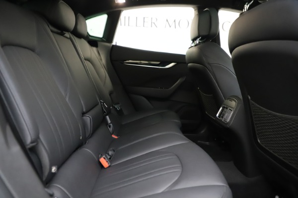 Used 2019 Maserati Levante Q4 for sale Sold at Maserati of Greenwich in Greenwich CT 06830 27