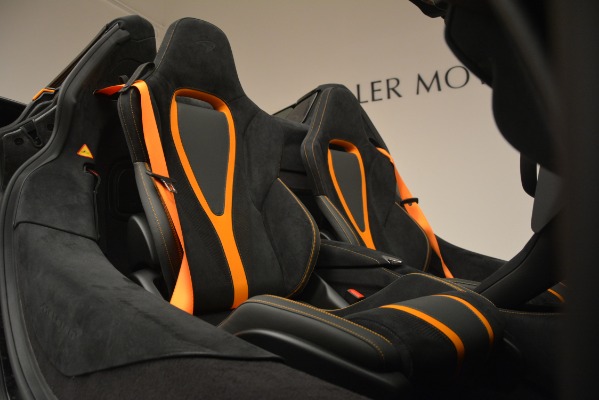 New 2020 McLaren 720S SPIDER Convertible for sale $407,450 at Maserati of Greenwich in Greenwich CT 06830 25