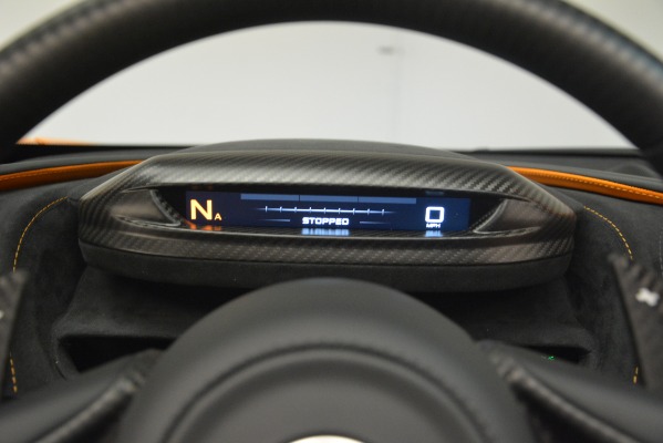 New 2020 McLaren 720S SPIDER Convertible for sale $407,450 at Maserati of Greenwich in Greenwich CT 06830 27