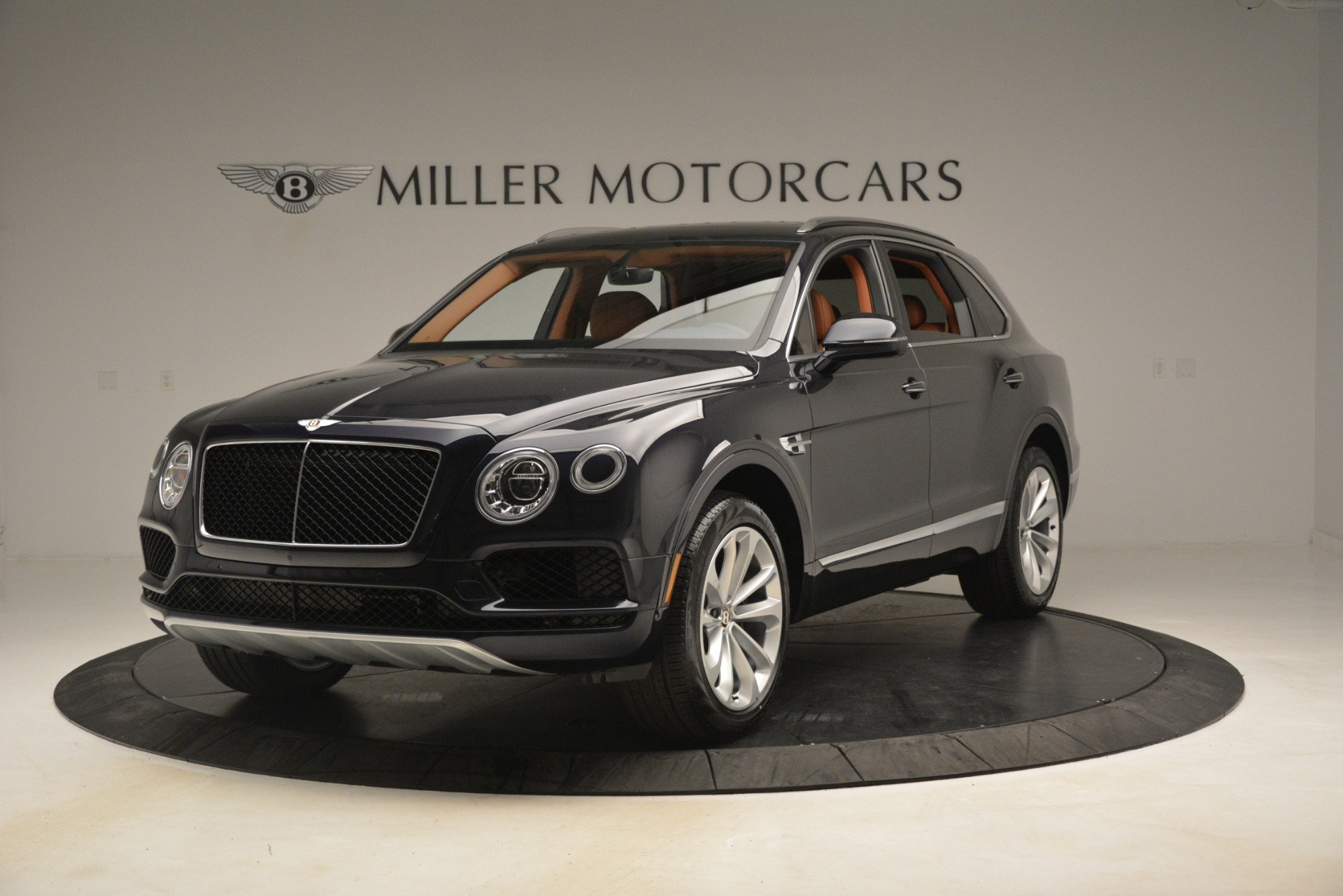 Used 2019 Bentley Bentayga V8 for sale Sold at Maserati of Greenwich in Greenwich CT 06830 1