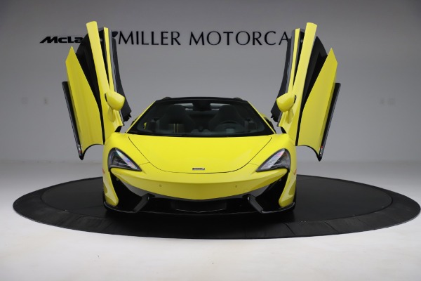 Used 2019 McLaren 570S Spider for sale Sold at Maserati of Greenwich in Greenwich CT 06830 17