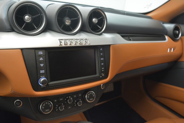 Used 2013 Ferrari FF for sale $159,900 at Maserati of Greenwich in Greenwich CT 06830 21