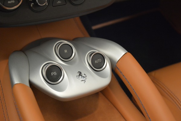 Used 2013 Ferrari FF for sale $159,900 at Maserati of Greenwich in Greenwich CT 06830 22