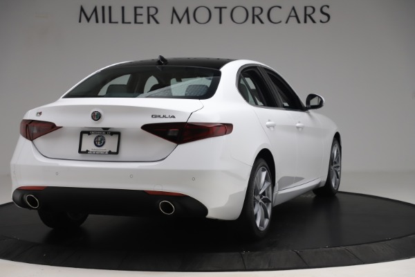 New 2019 Alfa Romeo Giulia Q4 for sale Sold at Maserati of Greenwich in Greenwich CT 06830 7