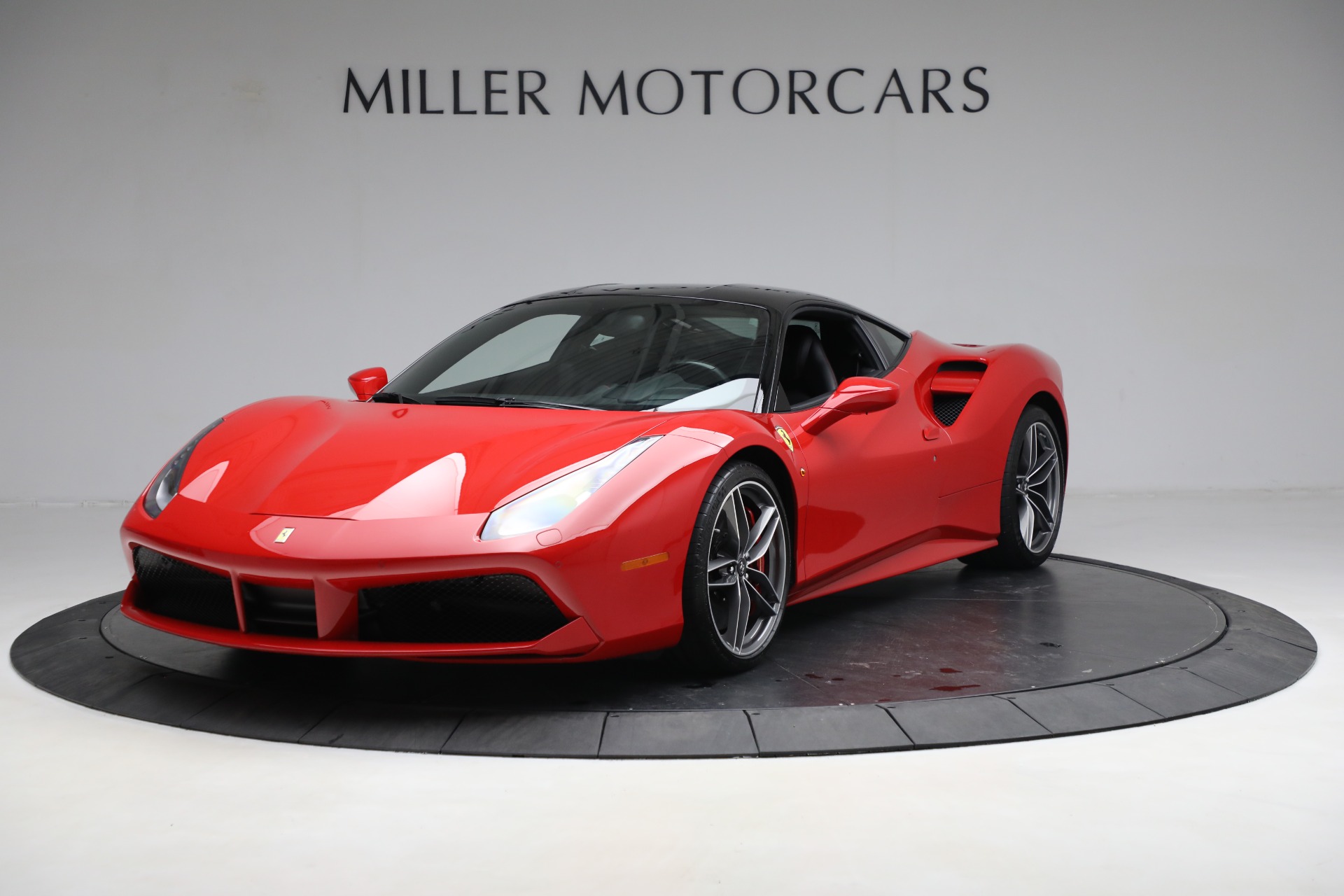 Used 2018 Ferrari 488 GTB for sale Sold at Maserati of Greenwich in Greenwich CT 06830 1