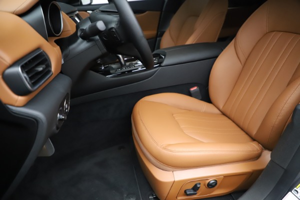 New 2019 Maserati Levante Q4 for sale $83,660 at Maserati of Greenwich in Greenwich CT 06830 15
