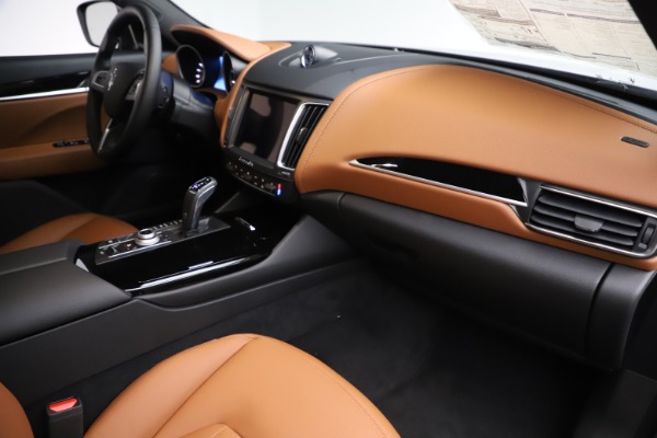 New 2019 Maserati Levante Q4 for sale $83,660 at Maserati of Greenwich in Greenwich CT 06830 22