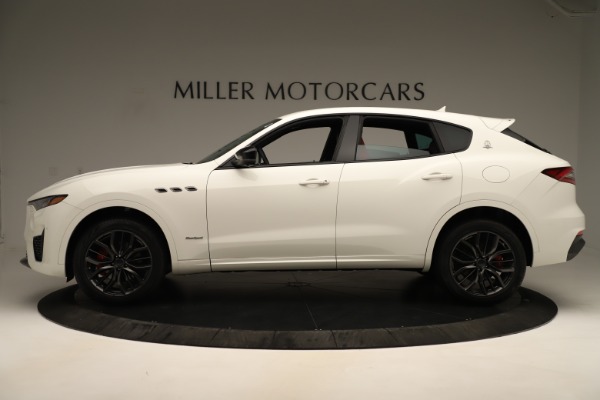 New 2019 Maserati Levante Q4 GranSport Nerissimo for sale Sold at Maserati of Greenwich in Greenwich CT 06830 3