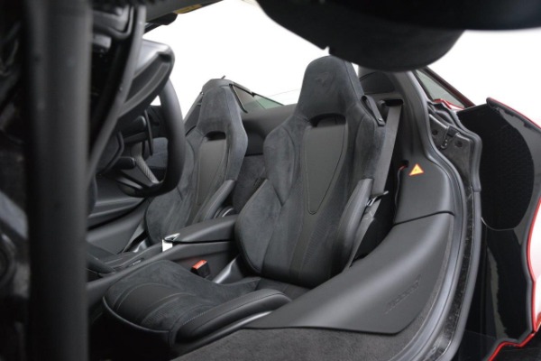 Used 0 for sale Sold at Maserati of Greenwich in Greenwich CT 06830 22