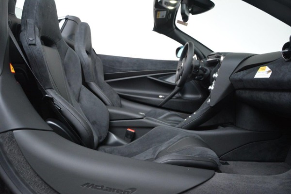 Used 0 for sale Sold at Maserati of Greenwich in Greenwich CT 06830 26