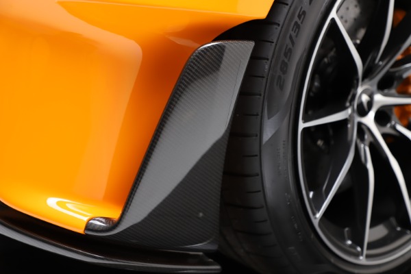 New 2019 McLaren 600LT Coupe for sale $279,310 at Maserati of Greenwich in Greenwich CT 06830 24