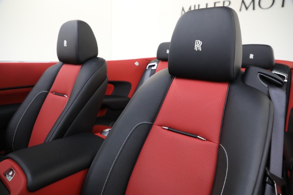 Used 2019 Rolls-Royce Dawn for sale $329,895 at Maserati of Greenwich in Greenwich CT 06830 22