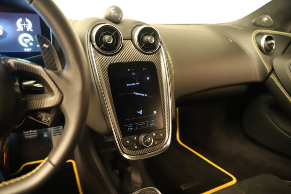 Used 2017 McLaren 570S for sale $167,900 at Maserati of Greenwich in Greenwich CT 06830 18
