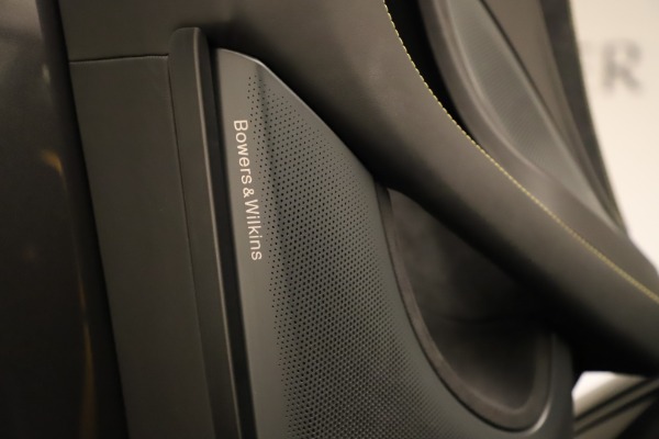 Used 2017 McLaren 570S for sale $167,900 at Maserati of Greenwich in Greenwich CT 06830 23