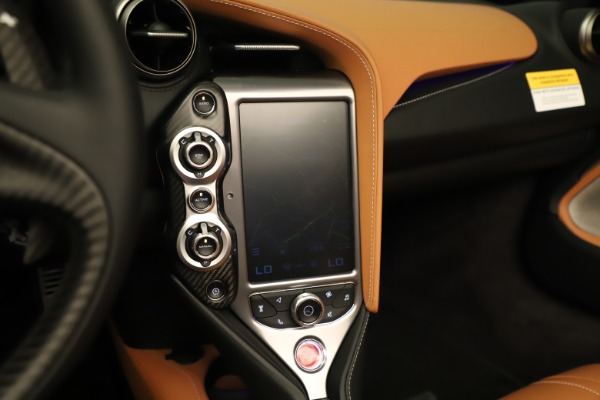 New 2020 McLaren 720S Spider Luxury for sale $372,250 at Maserati of Greenwich in Greenwich CT 06830 11