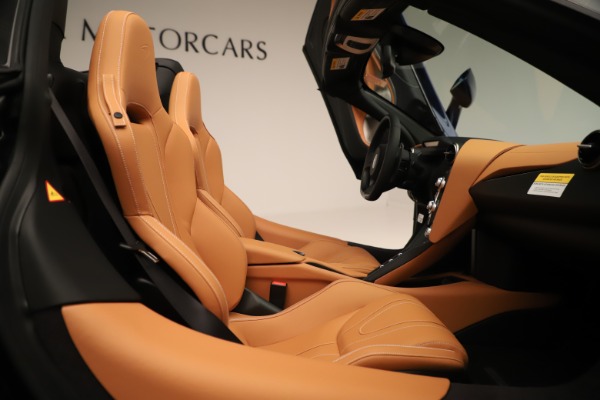 New 2020 McLaren 720S Spider Luxury for sale $372,250 at Maserati of Greenwich in Greenwich CT 06830 14