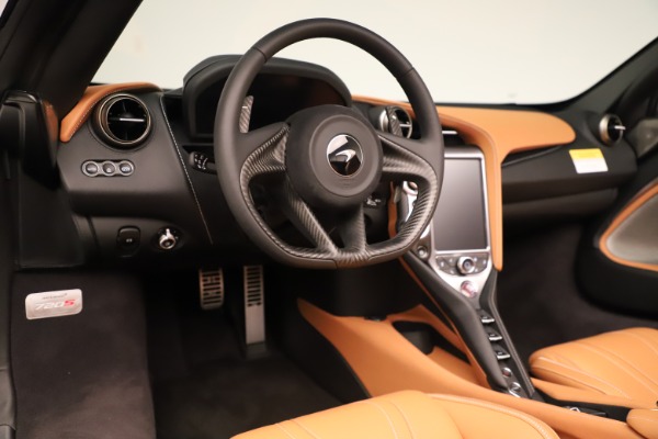 New 2020 McLaren 720S Spider Luxury for sale $372,250 at Maserati of Greenwich in Greenwich CT 06830 8