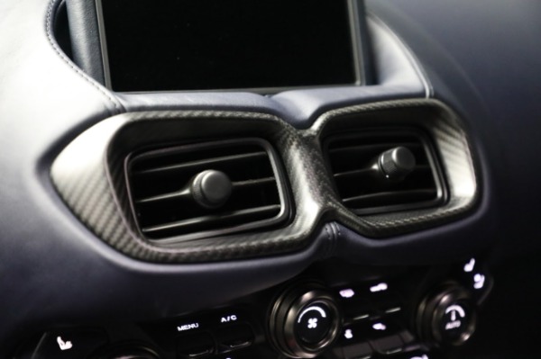 New 2020 Aston Martin Vantage Coupe for sale $207,072 at Maserati of Greenwich in Greenwich CT 06830 19