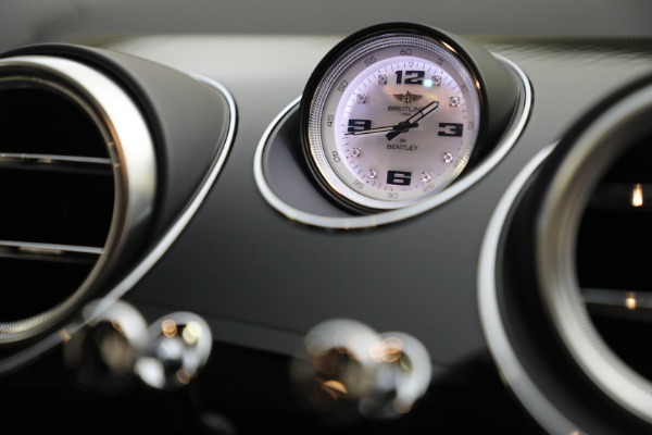Used 2020 Bentley Bentayga V8 Design Series for sale $145,900 at Maserati of Greenwich in Greenwich CT 06830 27
