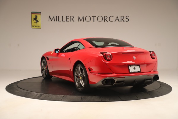 Used 2016 Ferrari California T for sale Sold at Maserati of Greenwich in Greenwich CT 06830 15