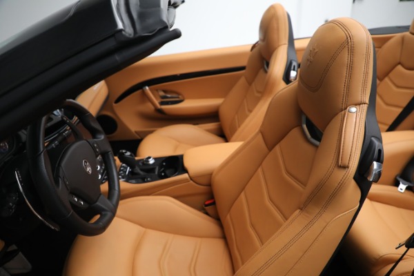 New 2019 Maserati GranTurismo Sport Convertible for sale $164,075 at Maserati of Greenwich in Greenwich CT 06830 20