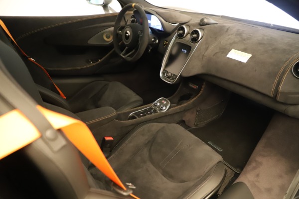 New 2020 McLaren 600LT SPIDER Convertible for sale Sold at Maserati of Greenwich in Greenwich CT 06830 25