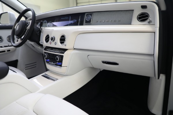 Used 2020 Rolls-Royce Phantom for sale $383,900 at Maserati of Greenwich in Greenwich CT 06830 22