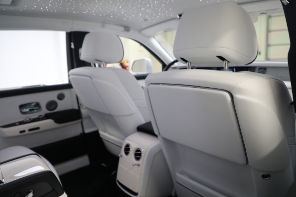 Used 2020 Rolls-Royce Phantom for sale $429,900 at Maserati of Greenwich in Greenwich CT 06830 25