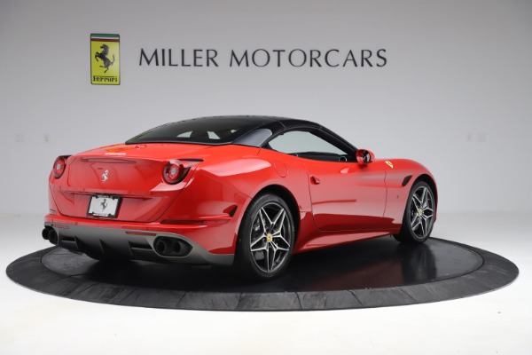 Used 2017 Ferrari California T for sale Sold at Maserati of Greenwich in Greenwich CT 06830 16