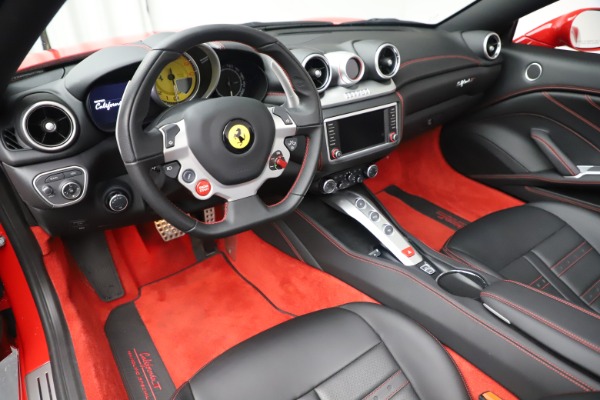 Used 2017 Ferrari California T for sale Sold at Maserati of Greenwich in Greenwich CT 06830 19