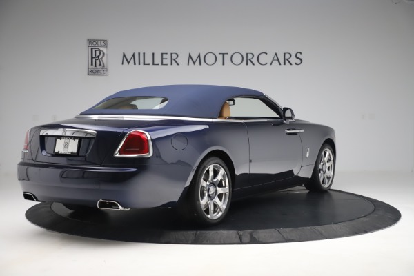 Used 2017 Rolls-Royce Dawn for sale Sold at Maserati of Greenwich in Greenwich CT 06830 16