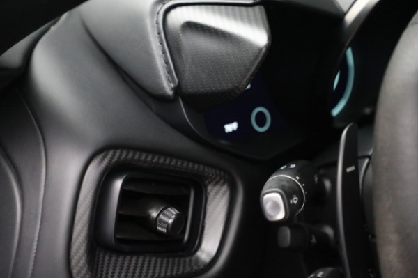Used 2020 Aston Martin Vantage Coupe for sale $105,900 at Maserati of Greenwich in Greenwich CT 06830 19
