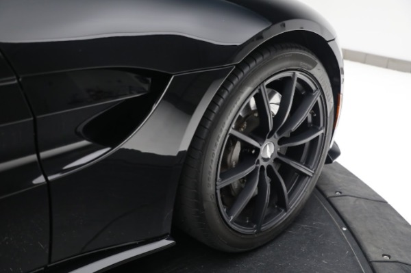 Used 2020 Aston Martin Vantage Coupe for sale $105,900 at Maserati of Greenwich in Greenwich CT 06830 28