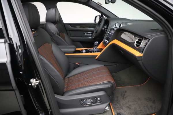 New 2020 Bentley Bentayga V8 Design Series for sale $216,860 at Maserati of Greenwich in Greenwich CT 06830 26