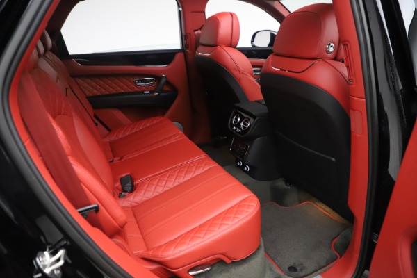 Used 2020 Bentley Bentayga V8 for sale $154,900 at Maserati of Greenwich in Greenwich CT 06830 27