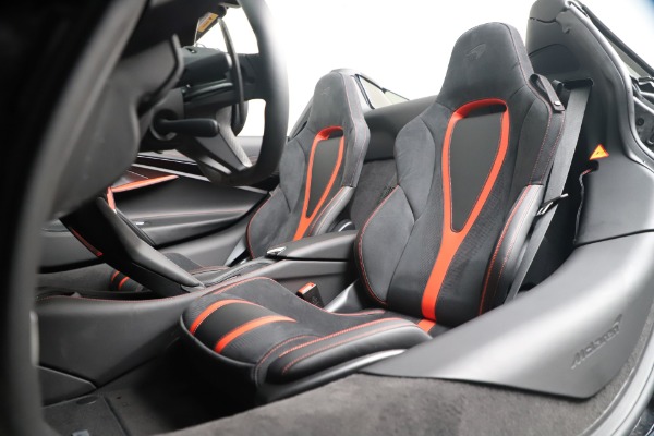 Used 2020 McLaren 720S Spider for sale $334,900 at Maserati of Greenwich in Greenwich CT 06830 25