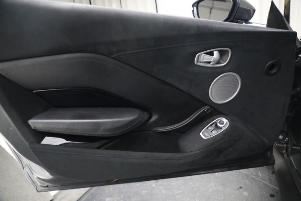 Used 2020 Aston Martin Vantage Coupe for sale $105,900 at Maserati of Greenwich in Greenwich CT 06830 17