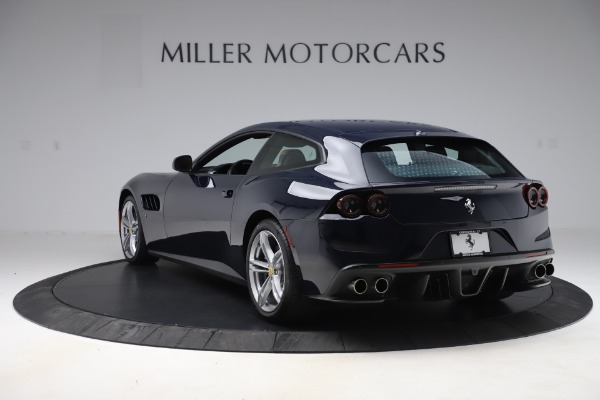 Used 2017 Ferrari GTC4Lusso for sale Sold at Maserati of Greenwich in Greenwich CT 06830 5