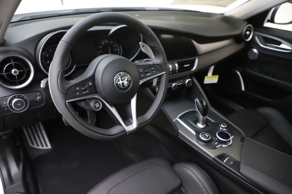 New 2019 Alfa Romeo Giulia Ti Sport Q4 for sale $54,540 at Maserati of Greenwich in Greenwich CT 06830 13