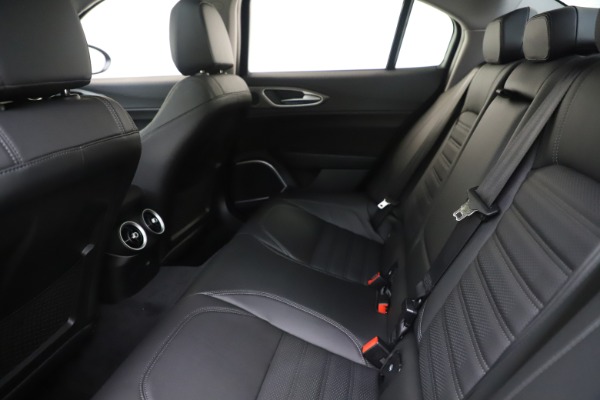 New 2019 Alfa Romeo Giulia Ti Sport Q4 for sale $54,540 at Maserati of Greenwich in Greenwich CT 06830 19