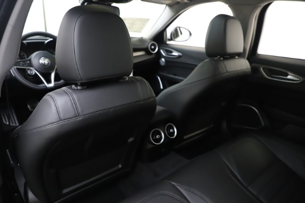 New 2019 Alfa Romeo Giulia Ti Sport Q4 for sale $54,540 at Maserati of Greenwich in Greenwich CT 06830 20