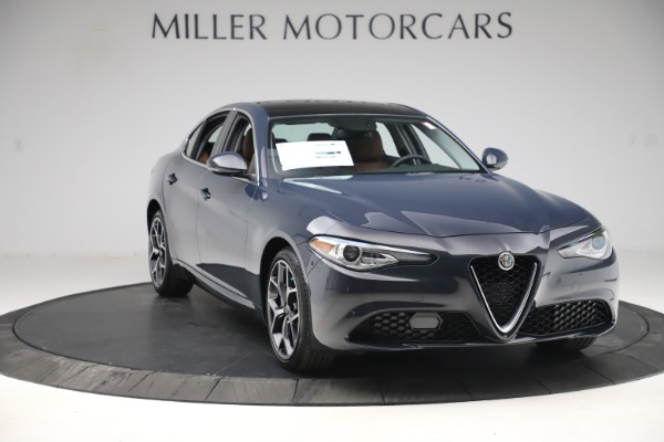 New 2019 Alfa Romeo Giulia Q4 for sale $45,240 at Maserati of Greenwich in Greenwich CT 06830 11