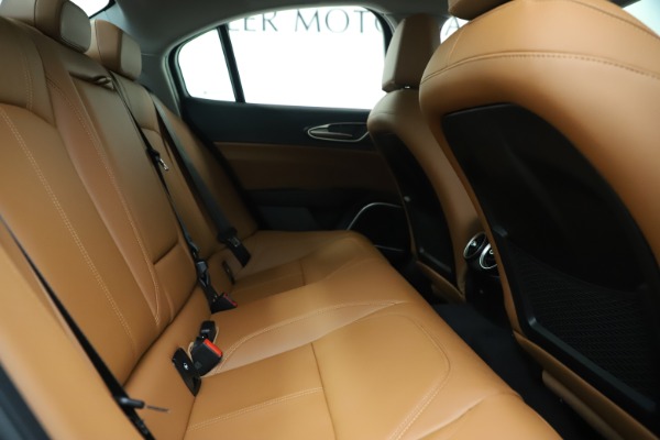 New 2019 Alfa Romeo Giulia Q4 for sale $45,240 at Maserati of Greenwich in Greenwich CT 06830 26