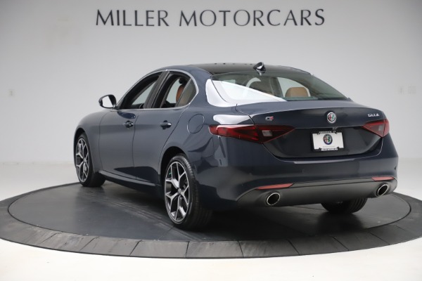 New 2019 Alfa Romeo Giulia Q4 for sale Sold at Maserati of Greenwich in Greenwich CT 06830 5