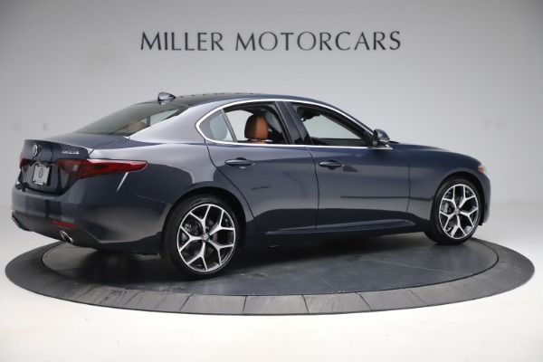 New 2019 Alfa Romeo Giulia Q4 for sale Sold at Maserati of Greenwich in Greenwich CT 06830 8