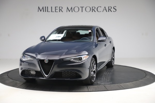 New 2019 Alfa Romeo Giulia Q4 for sale $45,240 at Maserati of Greenwich in Greenwich CT 06830 1